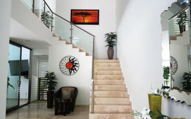 Bahia Principe Vacation Rentals - Three-Bedroom House