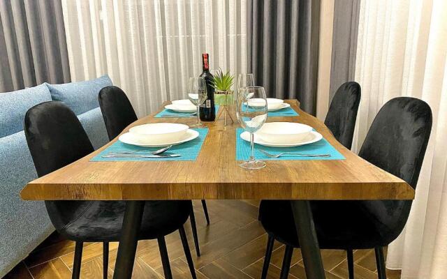 Eka Luxury Apartment