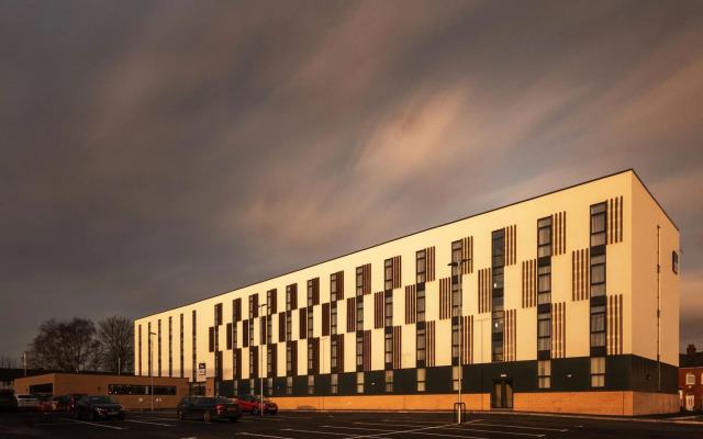 Holiday Inn - the niu, Loom Manchester North by IHG