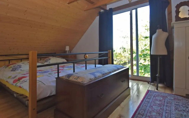 Vintage Holiday Home in Bad Pyrmont with Private Terrace