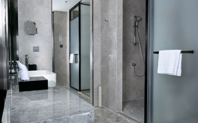 Courtyard by Marriott Shenzhen Northwest