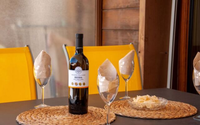 Olympic J0 - Two Bedroom