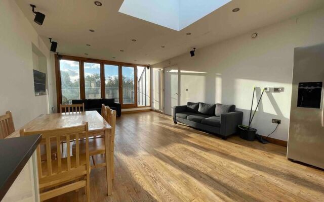 Luxurious Two Bedroom Penthouse