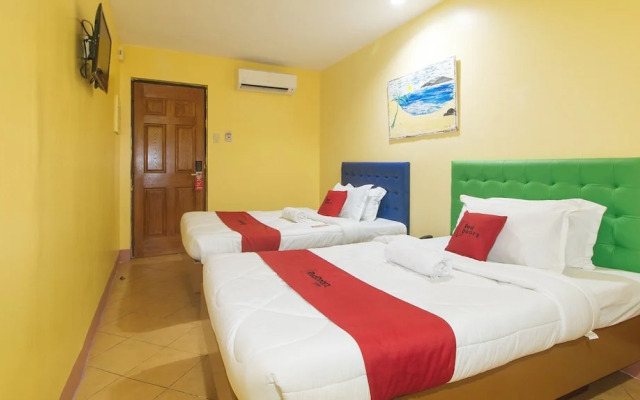 Reddoorz at Comfy Inn Ermita Manila