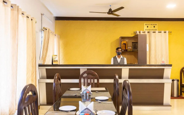 KSTDC Hotel Mayura Velapuri Belur