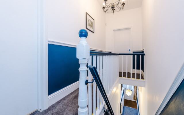 R&R Character Victorian 4-Bedroom Home