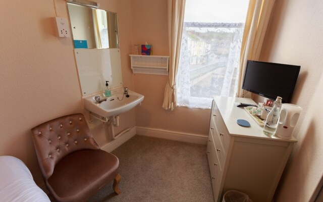 Bridge Guest House