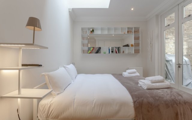 Modern 1 Bedroom Flat in Highbury
