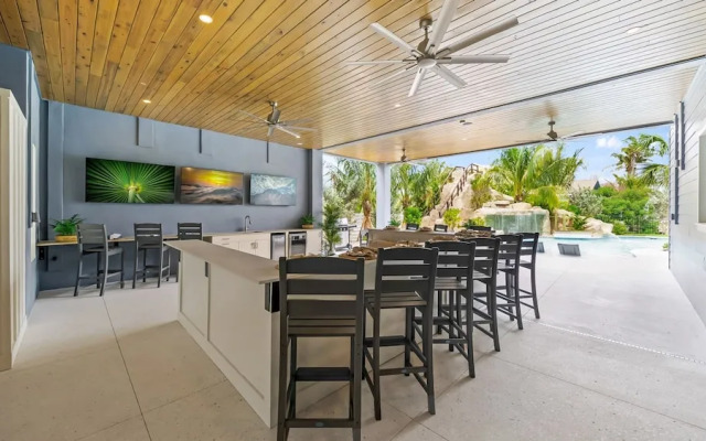 Maritime Manor in Siesta Key