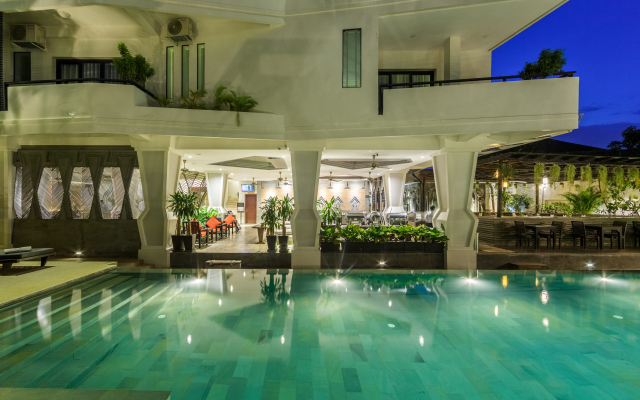 Central Suite Residence