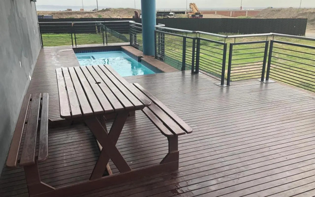 Durban Beach Front SPECTACULAR OCEAN VIEWS - 3 BED
