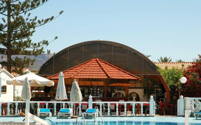 Bungalows Los Arcos