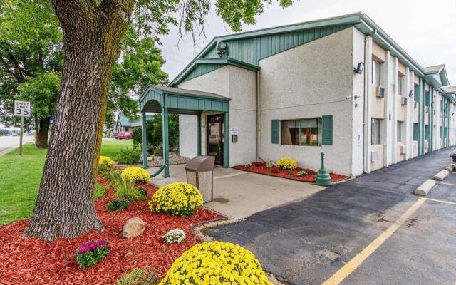 Rodeway Inn