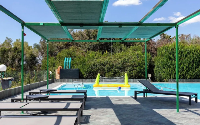 Villa Giorgisa Casale pool sea view