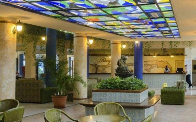 Gran Caribe Sun Beach