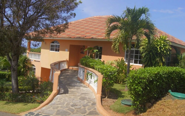 Beautiful 3 Bedroom ocean view villa in sosua
