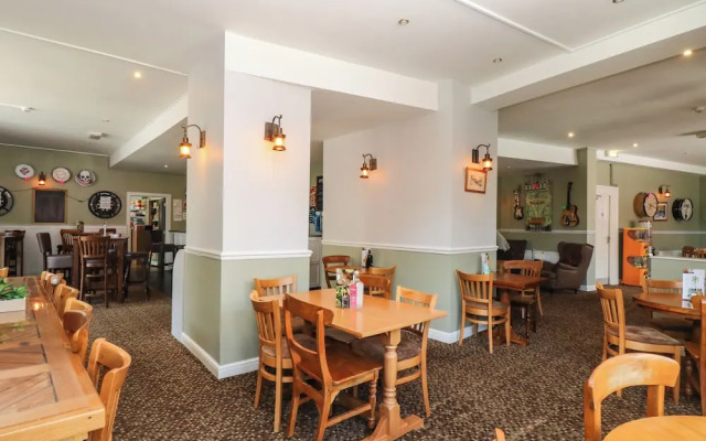 42 Valley Lodge