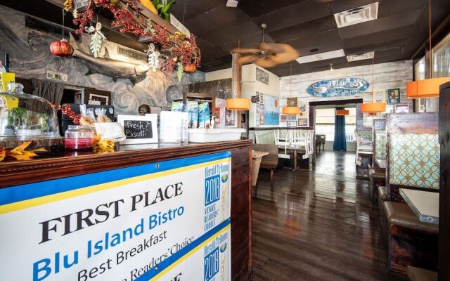 Island Sun Inn & Suites - Venice, Florida Historic Downtown & Beach Getaway