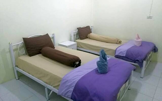 บ้านสวนวารินทร์ รีสอร์ท