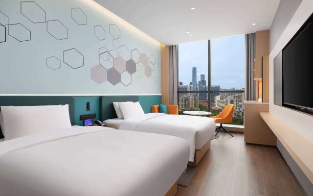 Days Inn By Wyndham Zhuhai Gongbei Port