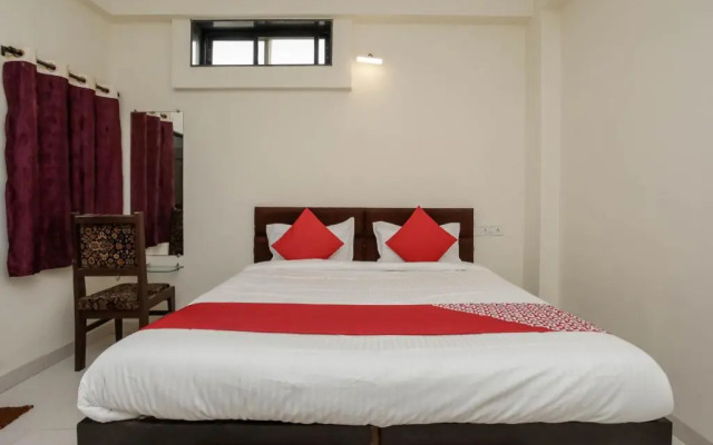 Hotel Metro by OYO Rooms