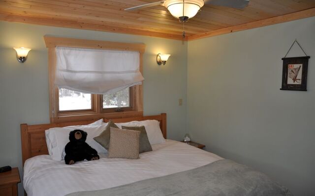 Kicking Horse Kabins