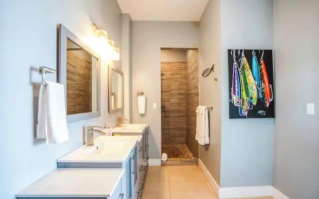 Sunset Gecko Condos - Unit 1A