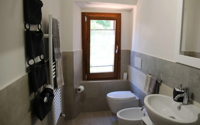 The Window on the Cathedral - Studio Apartment