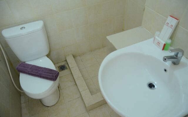 Strategic Studio Maple Park Apartment Near Kemayoran and Sunter