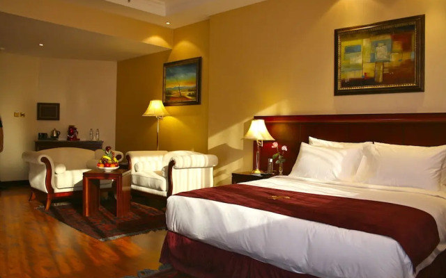 Trianon Royal Hotel