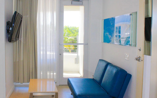 Clevelander Hotel – Adults Only