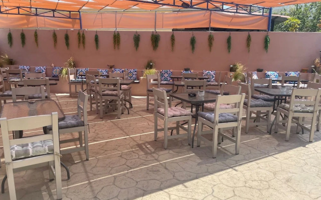 Hotel Kourkoumelata