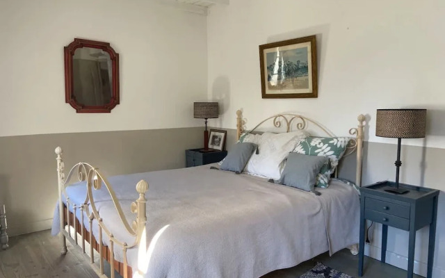 Large Air-conditioned Villa in Arles