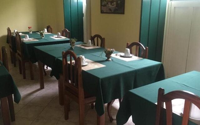 Hotel Residencial Savana