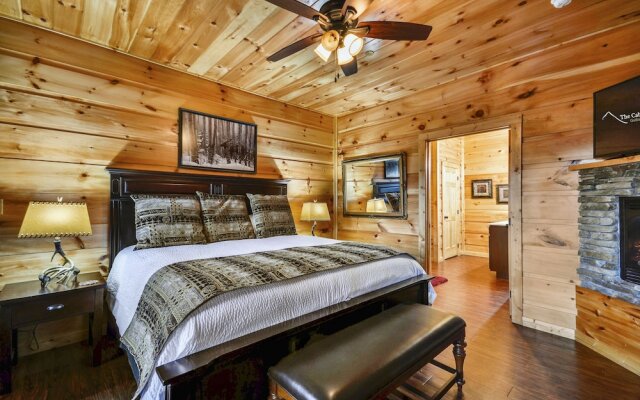 Foxwood Mansion Fourteen Bedroom Cabin