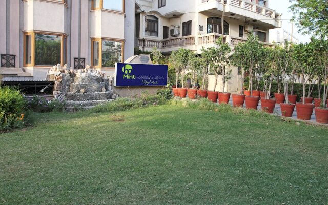 Lamba's House