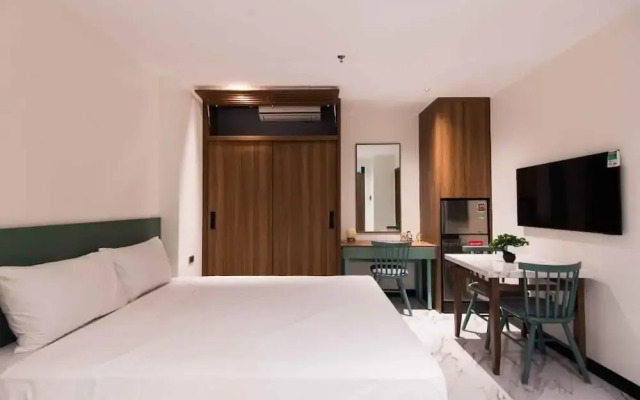 Luxe Paradise Suites Hotel Hoang Cau