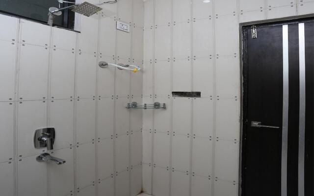 Collection O 10589 Laxmi Guest House