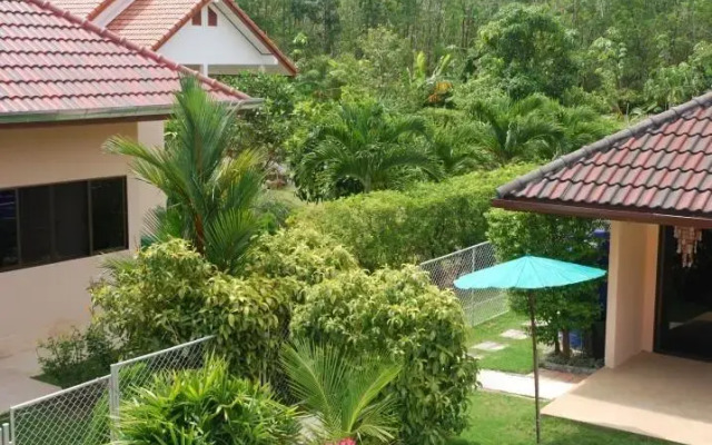 3 Bedroom Villa in Tropical Garden