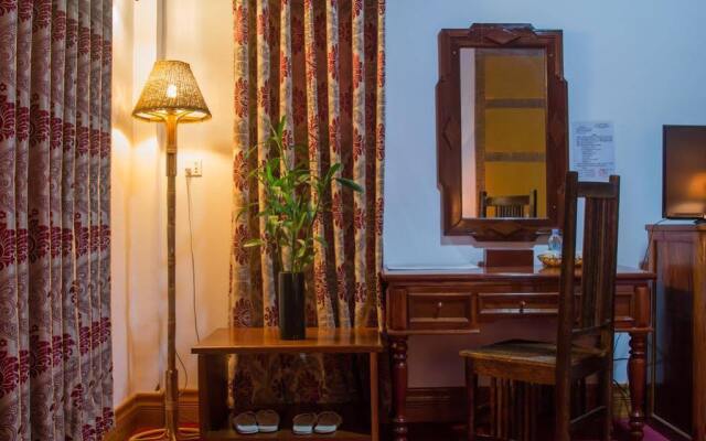 Golden Chenla Hotel and Restaurant