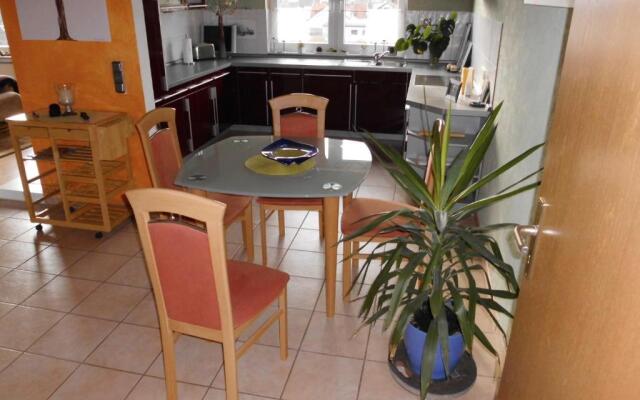 WOHNUNG FüR 3 - 4 PERSONEN