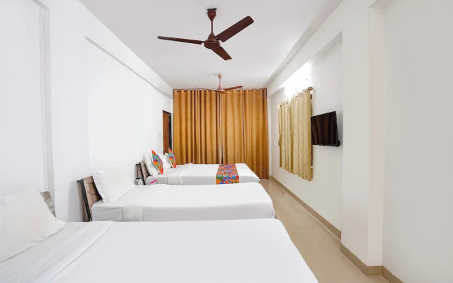 Fabhotel Relax