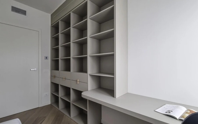 Transiti 20 in Milan