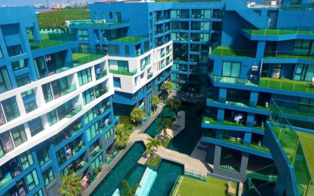 Acqua Condominium 2