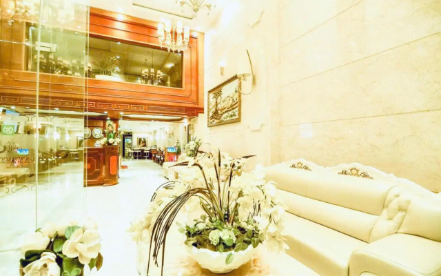 Orange Hotel