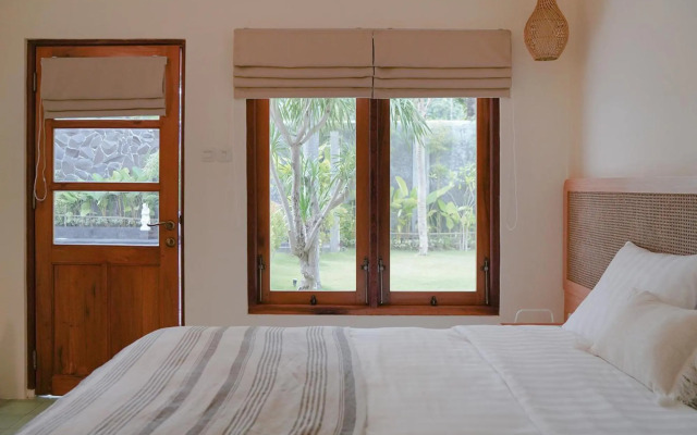 Airy Eco Pantai Senggigi Lombok