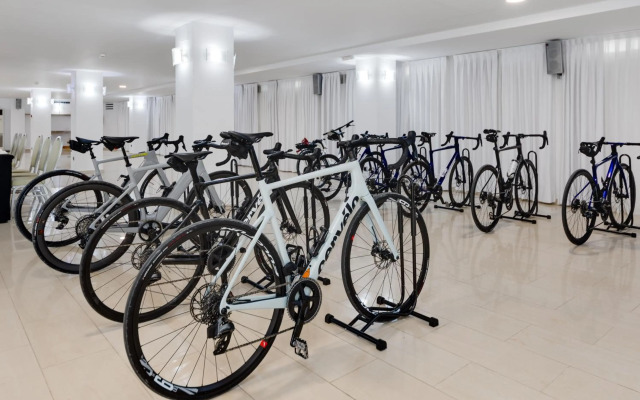 Hotel Daniya Denia