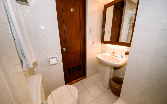 Montebello Villa Hotel