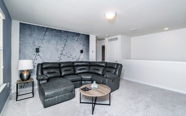 5448 Misty oak Circle