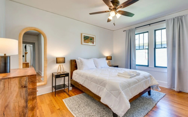 Updated Atlanta Getaway w/ Yard ~ 5 Mi to Downtown